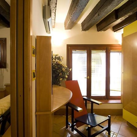 I Gioielli Del Doge - Topazio Venice Room photo